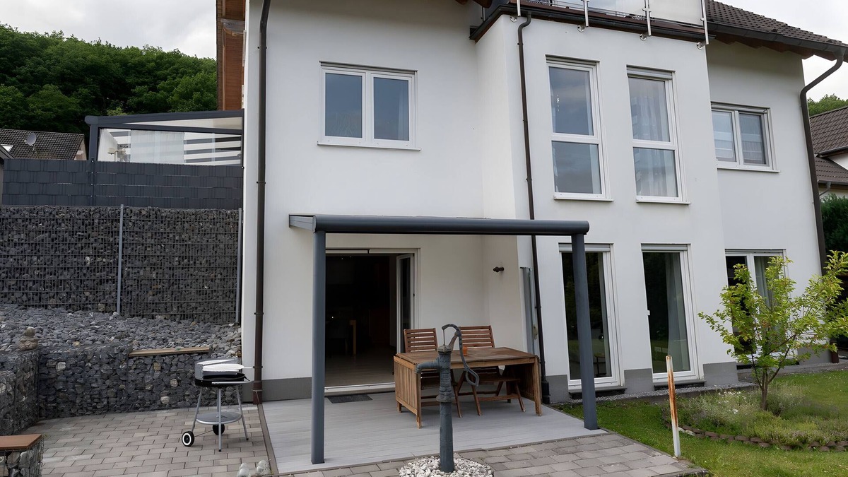 Plettenberg Apartment | Apartment 'Retreat' with Mountain View, Private Garden and Wi-Fi