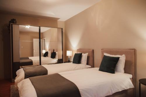 Plovdiv Apartment | Apartment Rhea with Terrace & Parking