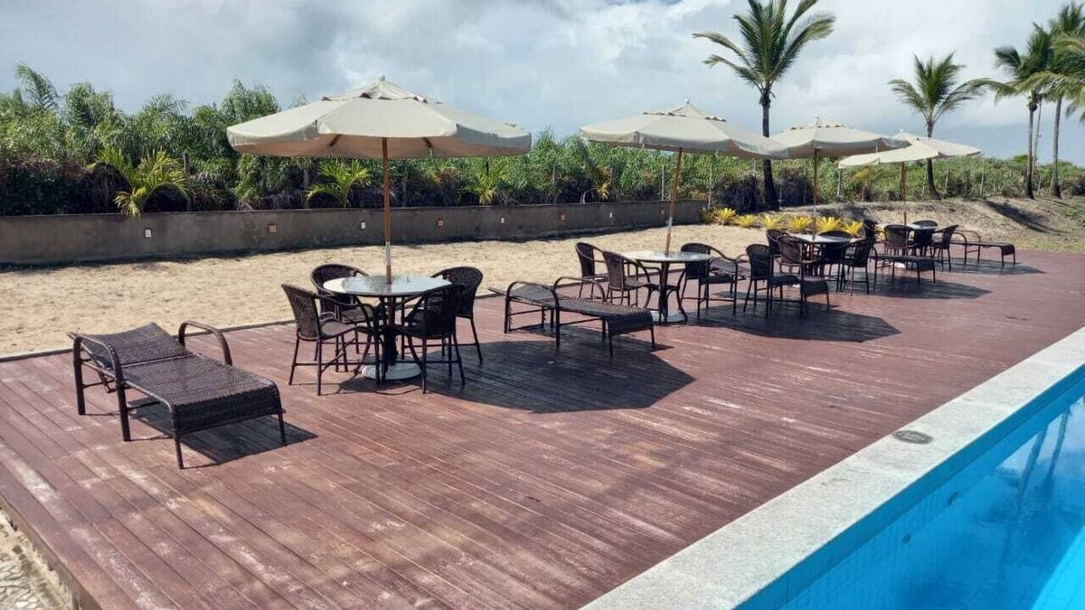 Ilheus-Itacare Apartment | Apartment right on the sand, by the sea. come and see this paradise.