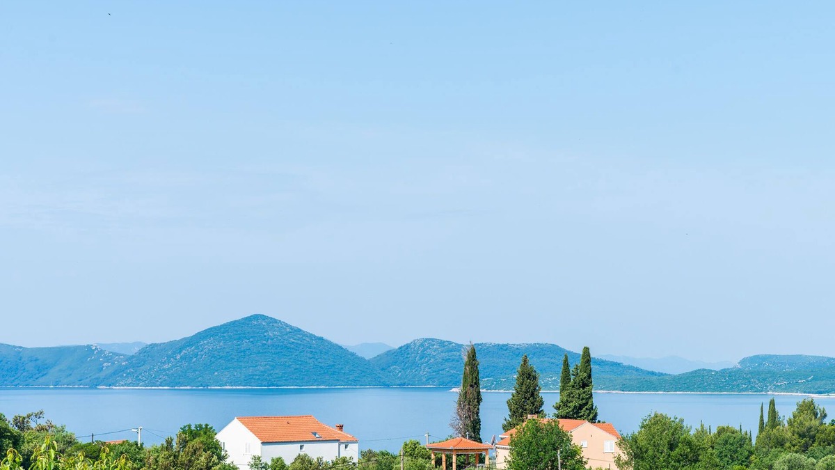 Banici House | Apartment & Rooms Maždin - Triple Room with Balcony and Sea View (Soba More)