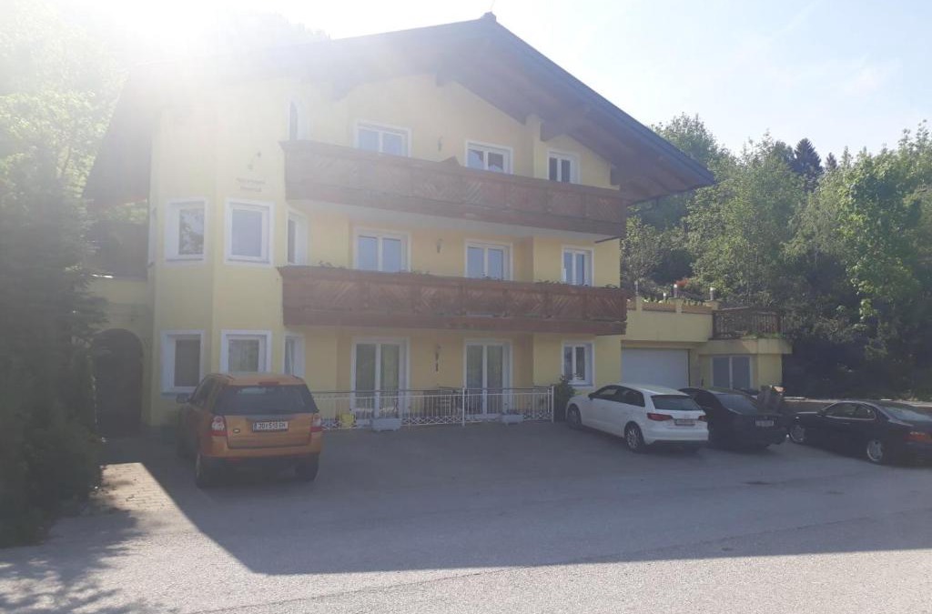 Alpendorf Bed & Breakfast | Apartment Sonnblick