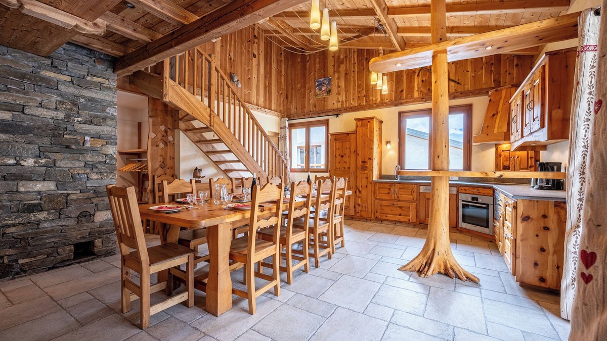 Val Cenis Apartment | Apartment 'Savine' with Mountain View, Balcony and Wi-Fi