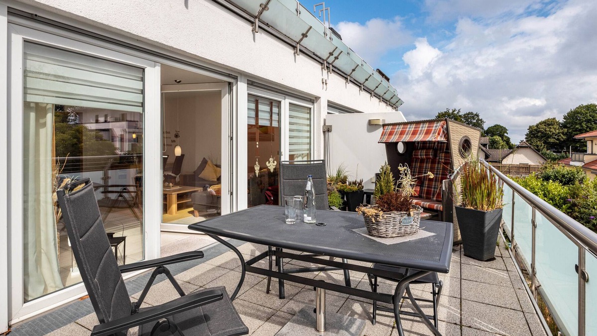 Region Hannover District Apartment | Apartment 'Schilfbrise' with Balcony and Wi-Fi