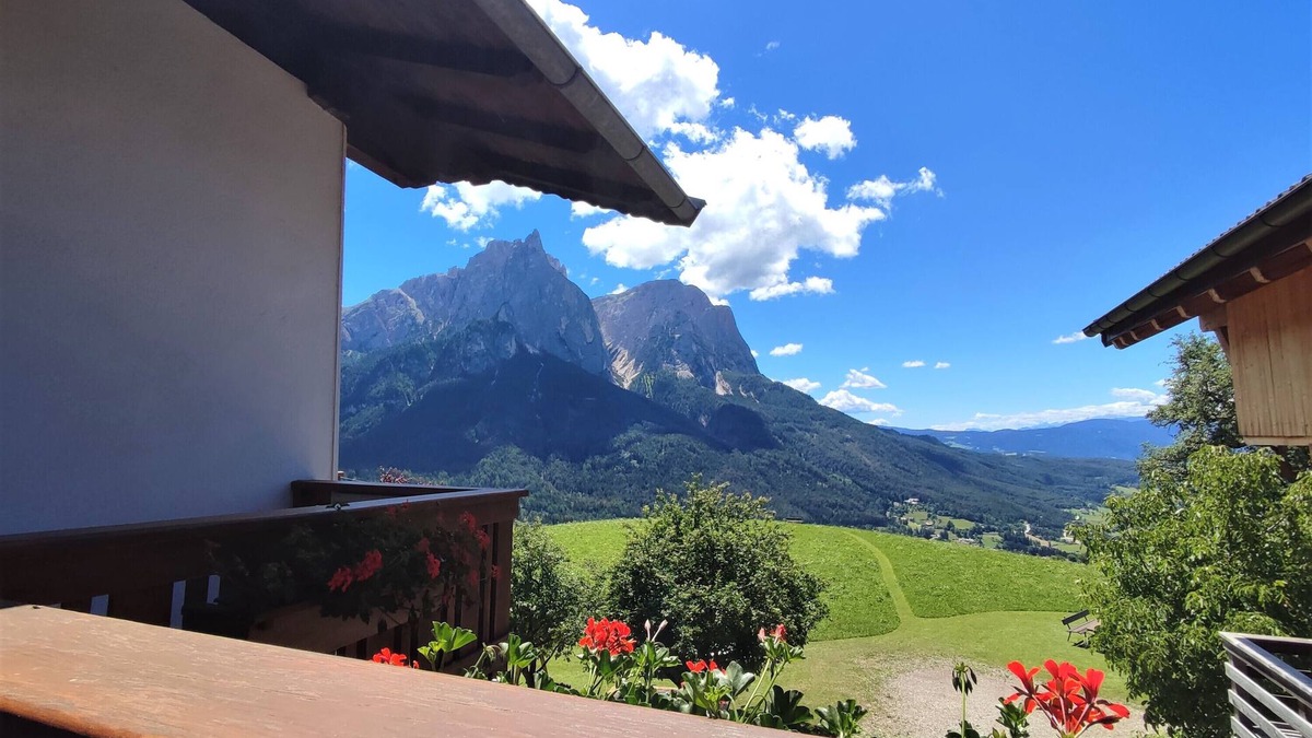 Castelrotto Apartment | Apartment 'Schönblick' with Mountain View, Shared Pool and Wi-Fi