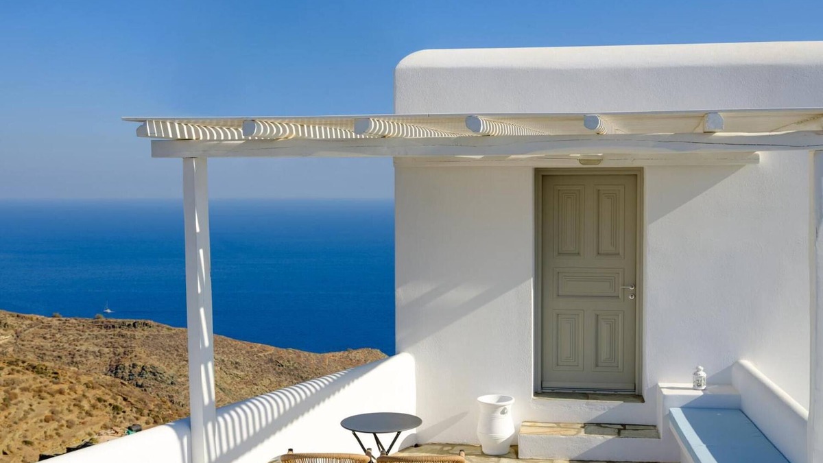 Ano Meria House | Apartment 'Seascape Suite 5' with Sea View, Wi-Fi and Air Conditioning