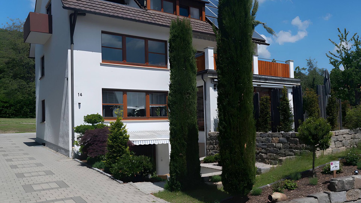 Sipplingen Apartment | Apartment 'Seeblick' with Balcony and Wi-Fi