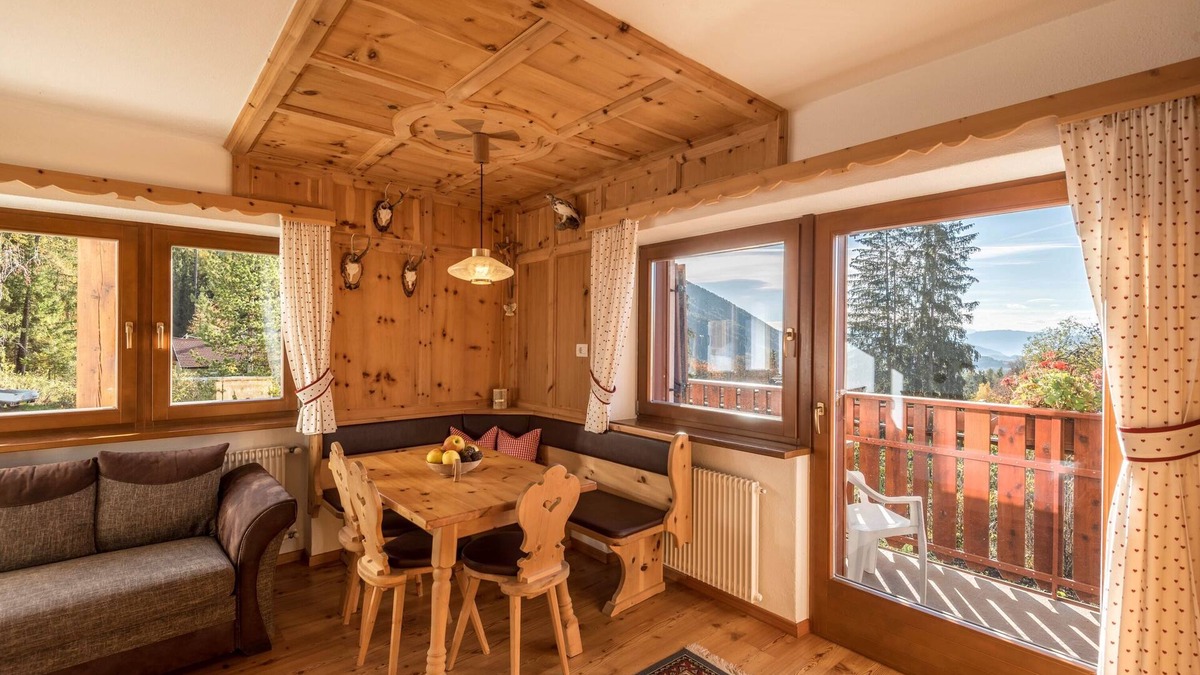 Castelrotto Apartment | Apartment “Sella Seis” close to Seiser Alm with Mountain View & Garden