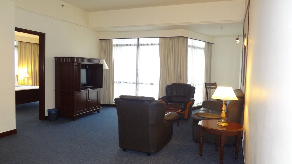 Bandar Tun Razak Apartment | Apartment service suite@times square