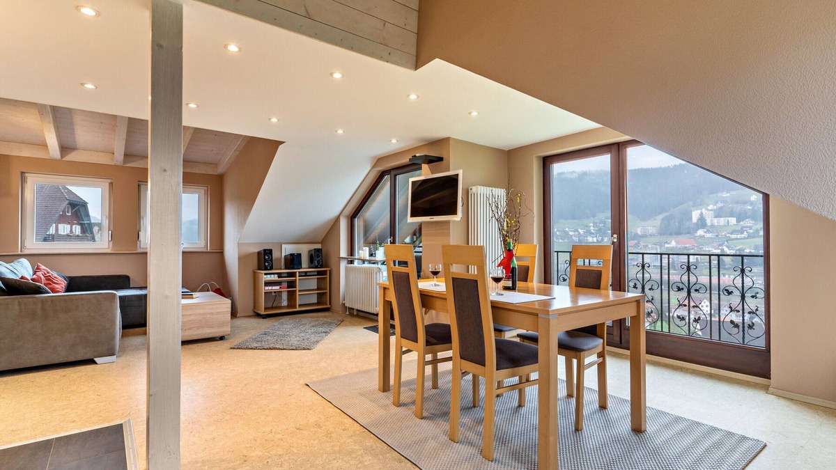 Baiersbronn Apartment | Apartment 'Sonnenschein' with Mountain View, Shared Terrace and Wi-Fi