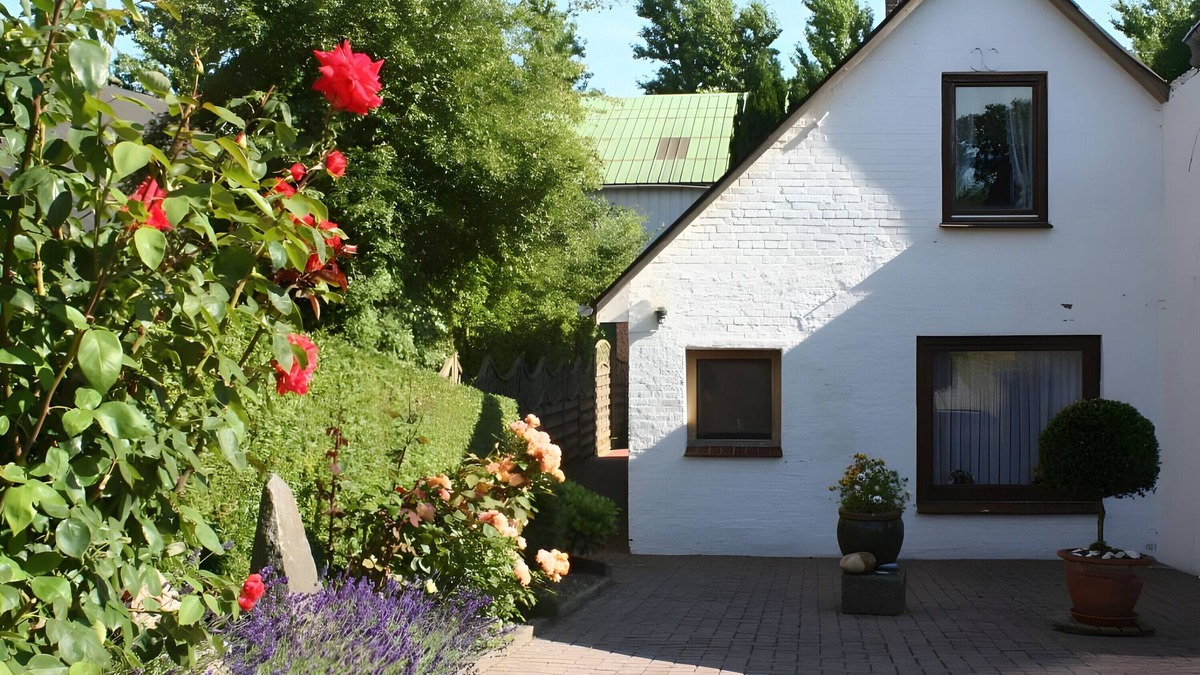 Nordstrand House | Apartment 'Sorgenfrei' with Private Terrace, Private Garden and Wi-Fi