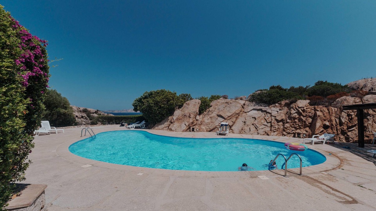 Liscia di Vacca Apartment | Apartment 'Spinnaker' with Sea View, Wi-Fi and Air Conditioning