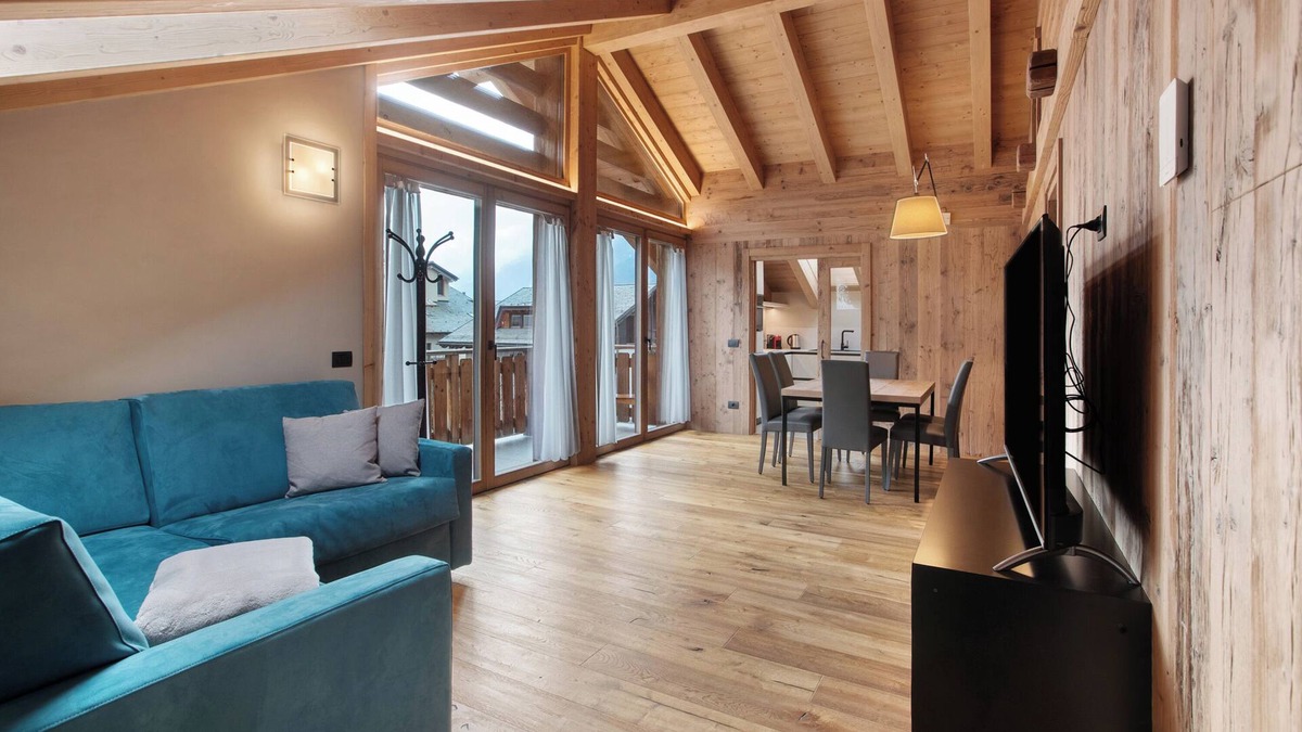 Bormio Apartment | Apartment 'Stelvio' with Mountain View, Balcony and Wi-Fi