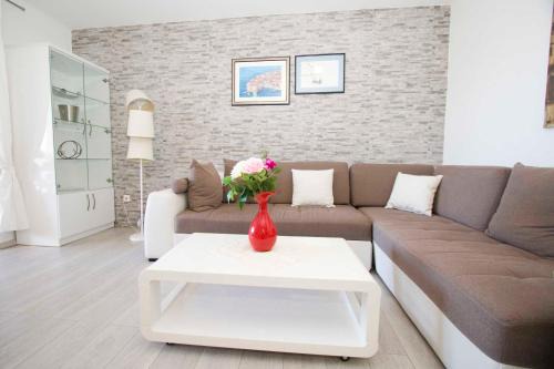 Vrpolje Apartment | Apartment Stipe Makarska