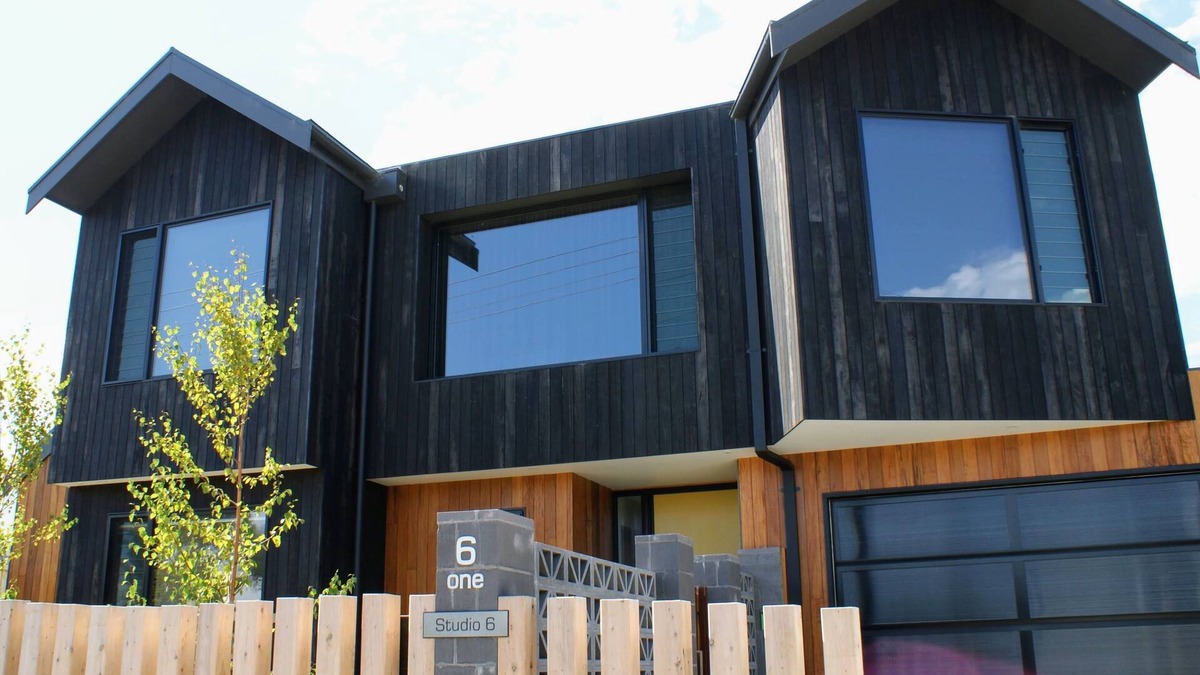 Torquay Apartment | Apartment Studio 6: 2 BR, 1.5 BA Apartment in Torquay, Sleeps 4