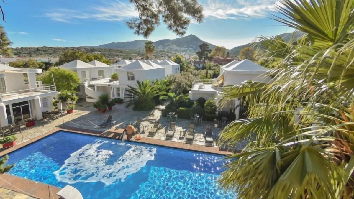 Varia Apartment | Apartment Studio with Garden View in Mytilene - 2 persons, 1 bedrooms