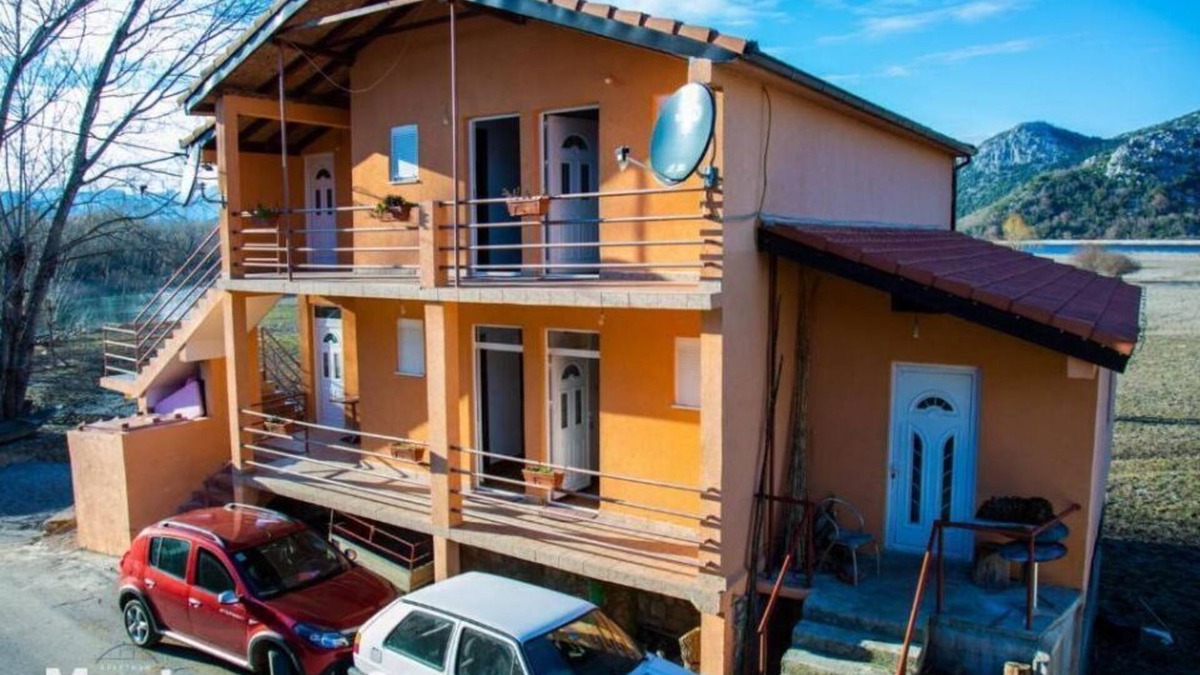 Dodosi House | Apartment Suite with lake view 5 (five)
