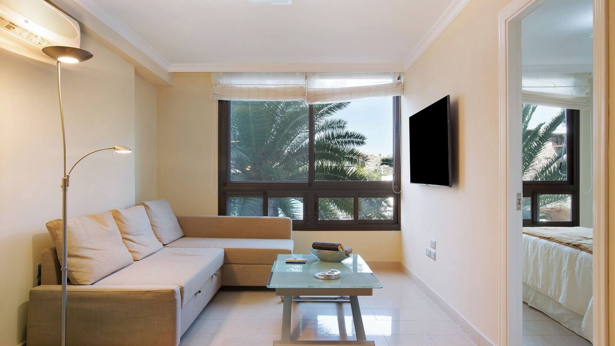 Patalavaca Apartment | Apartment "Summer Dream and Beach" with Sea View & Wi-Fi