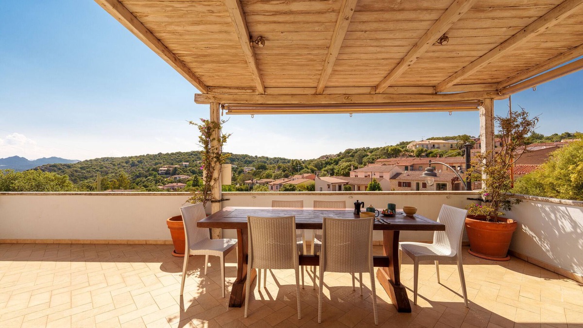 San Pantaleo Apartment | Apartment 'Sunset San Pantaleo' with Private Terrace, Wi-Fi and Air Conditioning