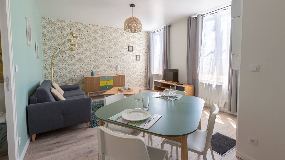 Saint-Quentin Apartment | Apartment-Superior-Ensuite with Shower