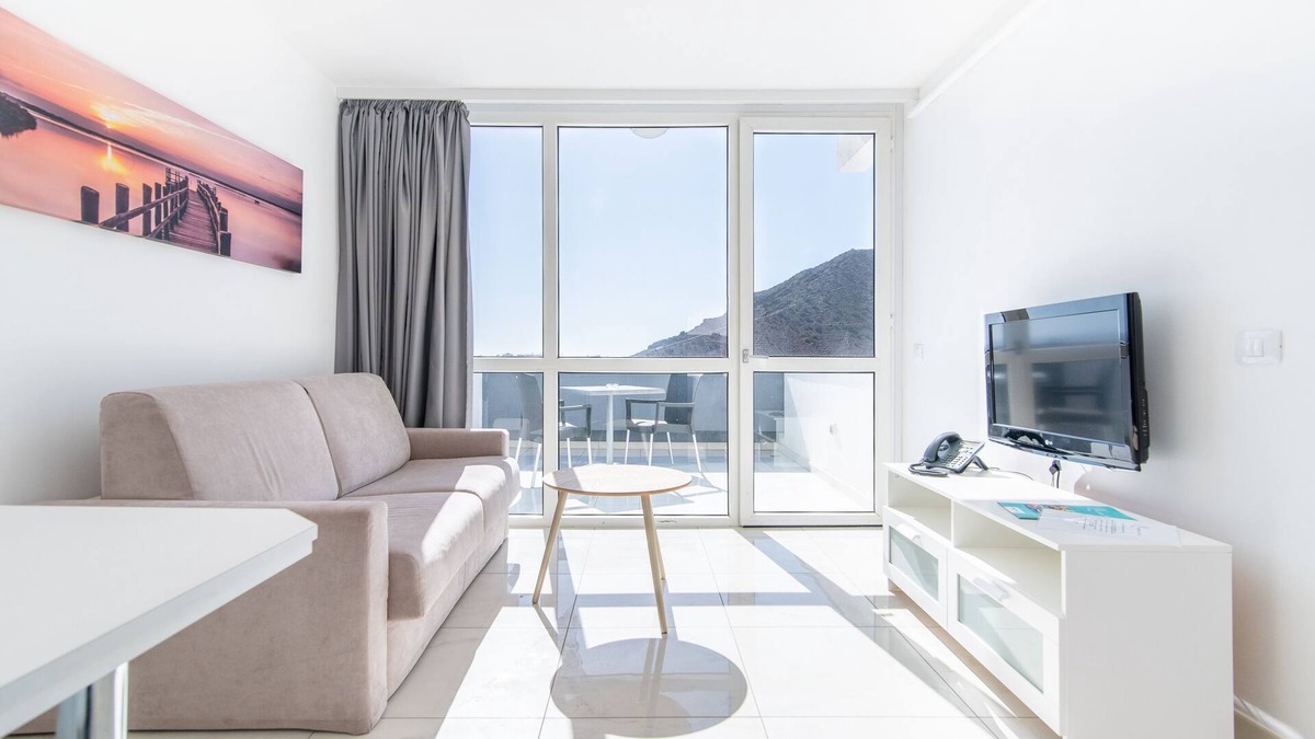 Patalavaca Apartment | Apartment-Superior-Ensuite with Shower-Sea view-CAT. 3