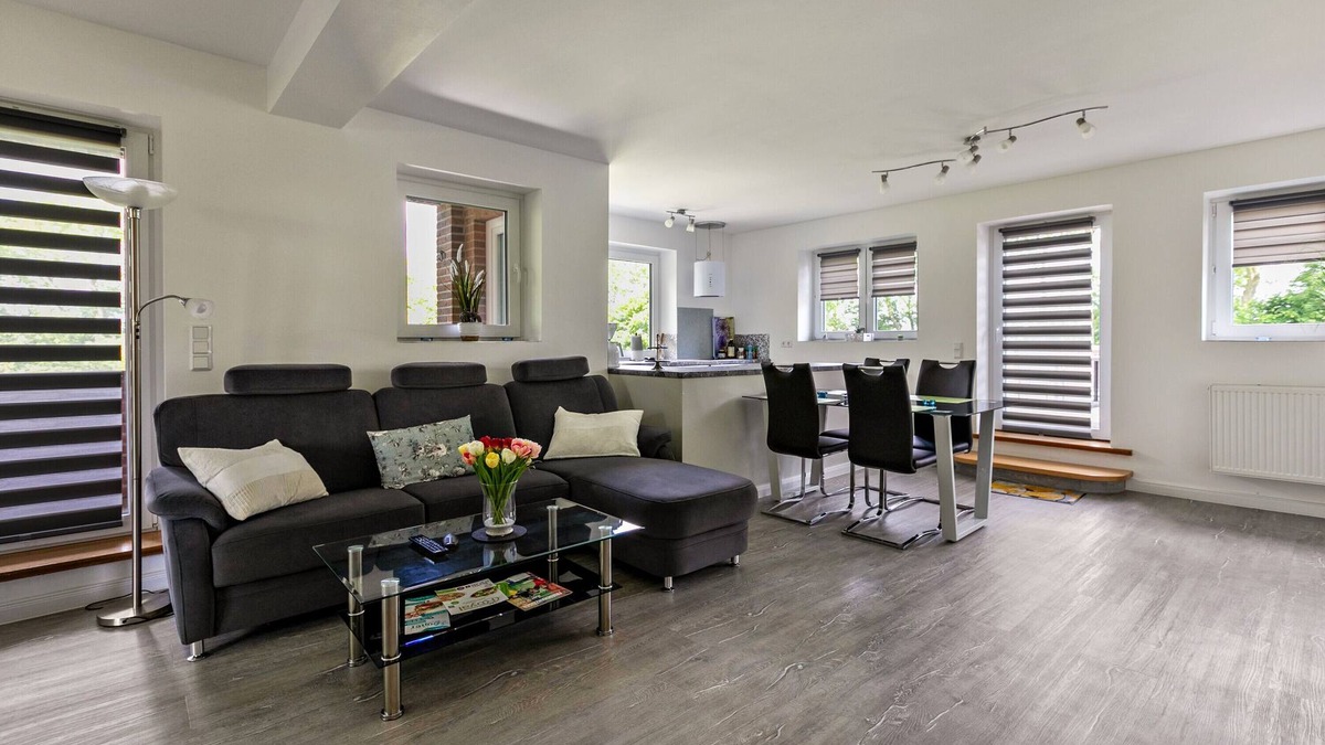 Neugalmsbull Apartment | Apartment 'Sylt' with Private Terrace, Shared Garden and Wi-Fi