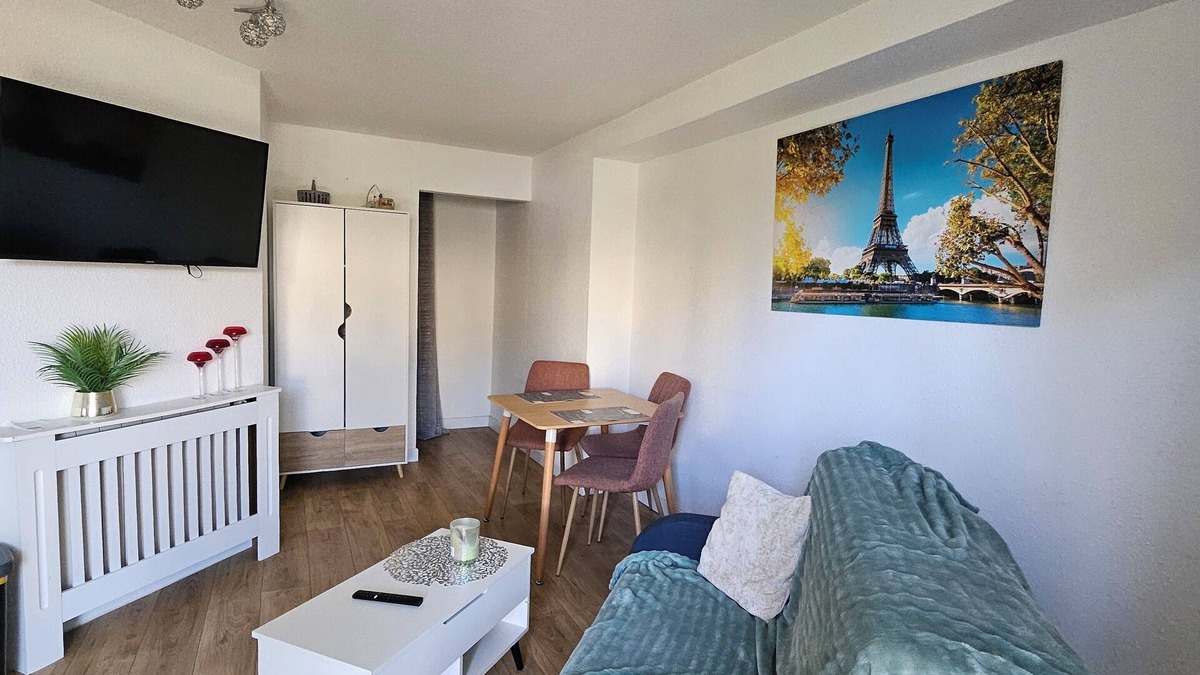 Saint-Cyprien Apartment | Apartment T1 5 minutes from the beach