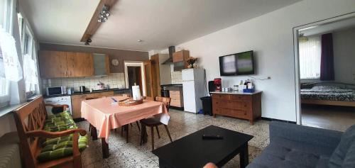 Gau-Weinheim Apartment | Apartment Terrasse