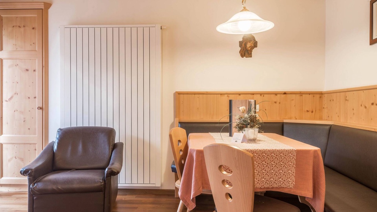 Kastelruth Apartment | Apartment “Trocker Kastelruth 6” near Seiser Alm with Mountain View Whirlpool & Sauna