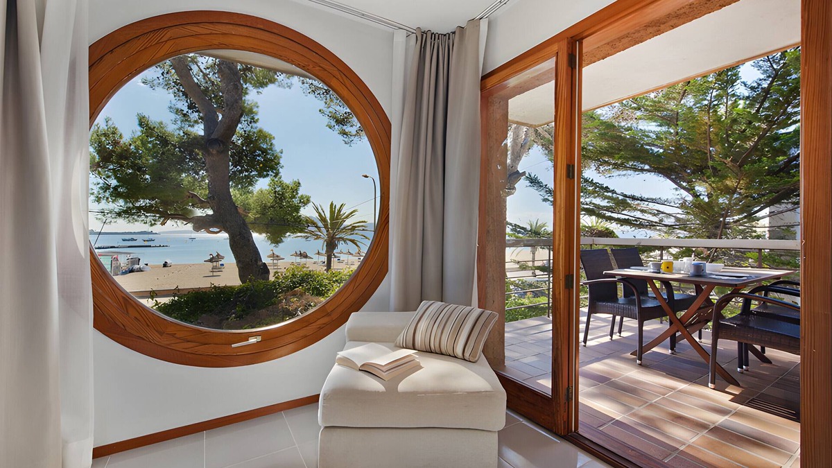 Puerto de Pollensa Apartment | Apartment 'Ull De Bou' with Sea View, Wi-Fi and Air Conditioning