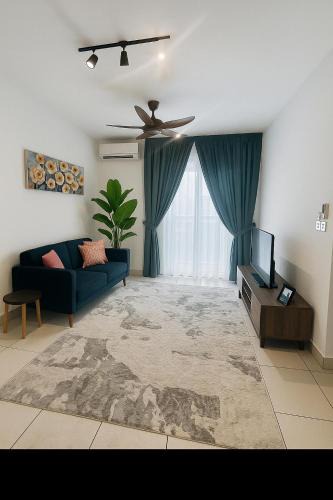 Kota Warisan Apartment | Apartment unit with netflix and swimming pool nearby KLIA, Putrajaya, Sepang Circuit and Kuala Lumpur