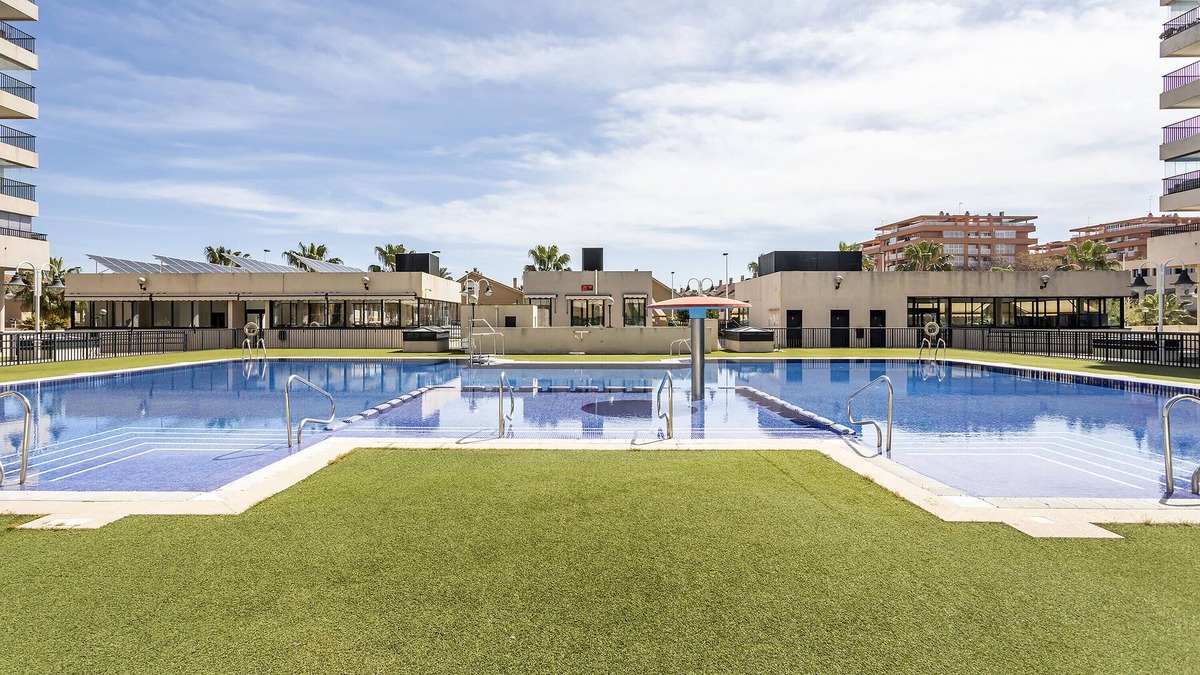 Alboraya Apartment | Apartment 'Valencia Playa' with Sea View, Wi-Fi and Air Conditioning