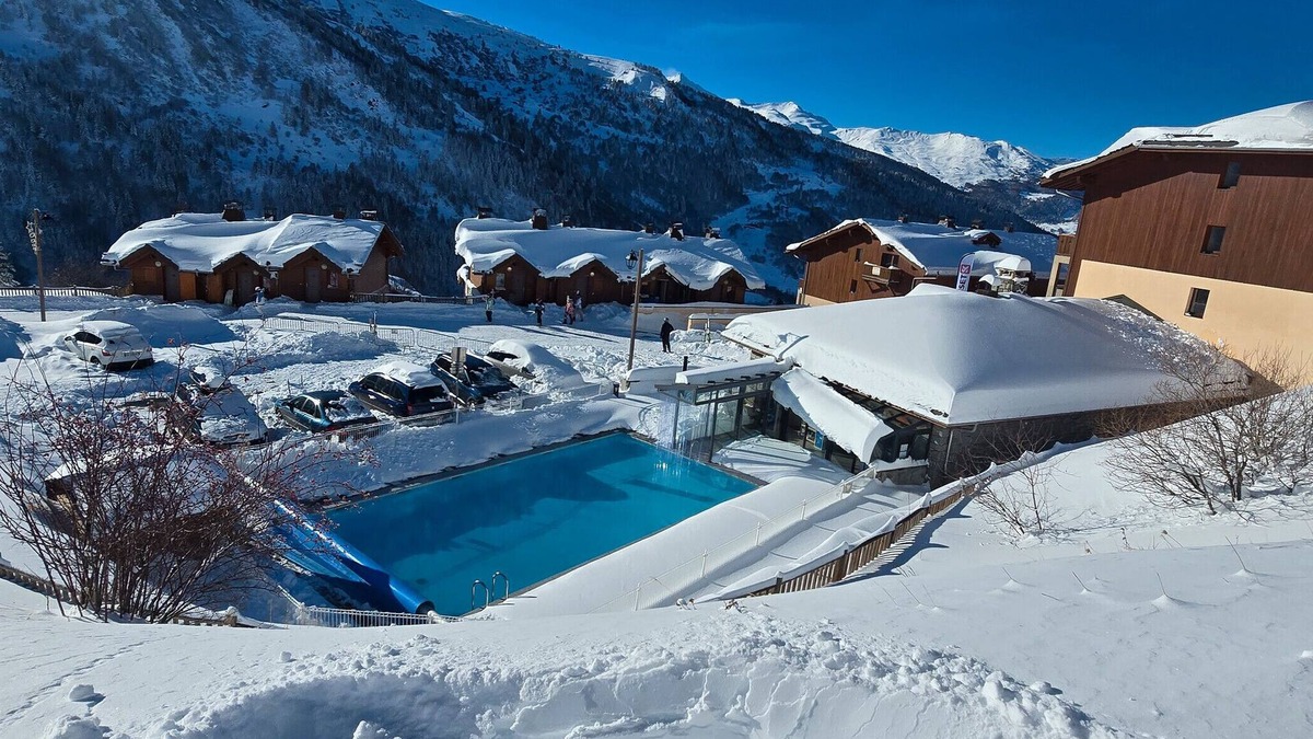 Valmeinier Apartment | Apartment "Valmeinier 1800" with Mountain View & Shared Pool