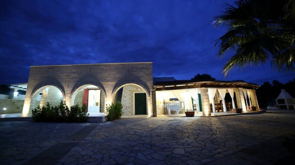 Posto Vecchio Apartment | Apartment 'Villa Magia 1' with Private Terrace, Wi-Fi and Air Conditioning