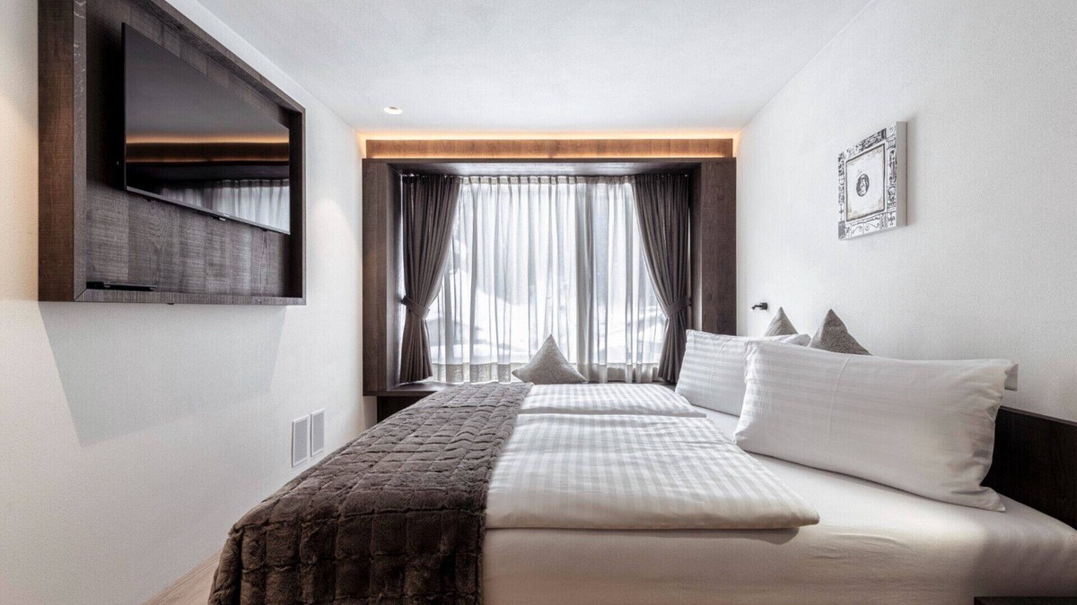 Selva di Val Gardena Apartment | Apartment "Villa Margareth Selva" with Mountain View, Balcony & Wi-Fi