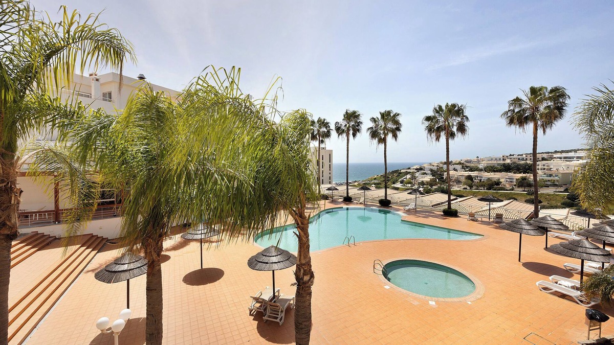 Porto de Mos Apartment | Apartment 'Villa Mós' with Sea View, Wi-Fi and Air Conditioning
