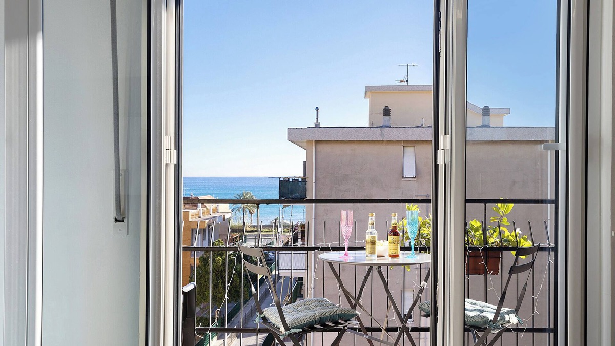 Pietra Ligure Apartment | Apartment 'Vista Mare A 150 Mt Dalla Spiaggia' with Sea View, Private Terrace and Air Conditioning