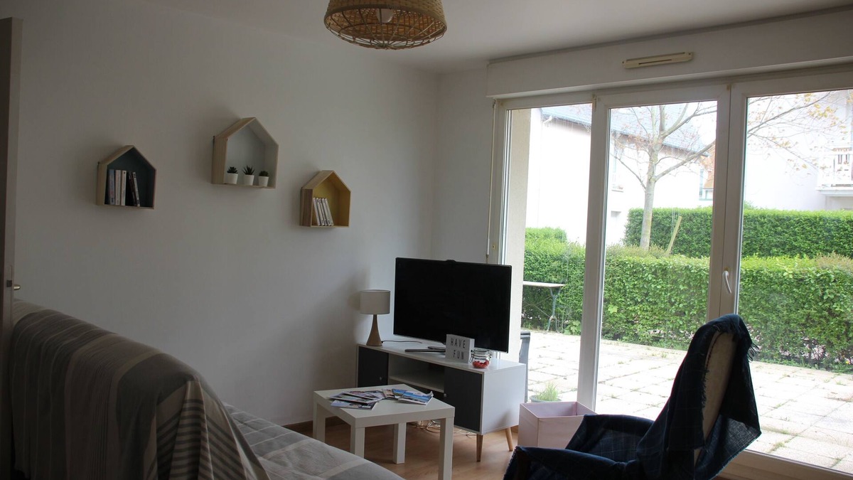 Courseulles-sur-Mer Apartment | Apartment with terrace close to the port, the city center and the beach