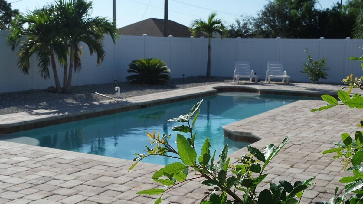 Cape Coral Apartment | Apartment Westside in Cape Coral/Duplex Sunny Splash - from 1,800 for 28 nights