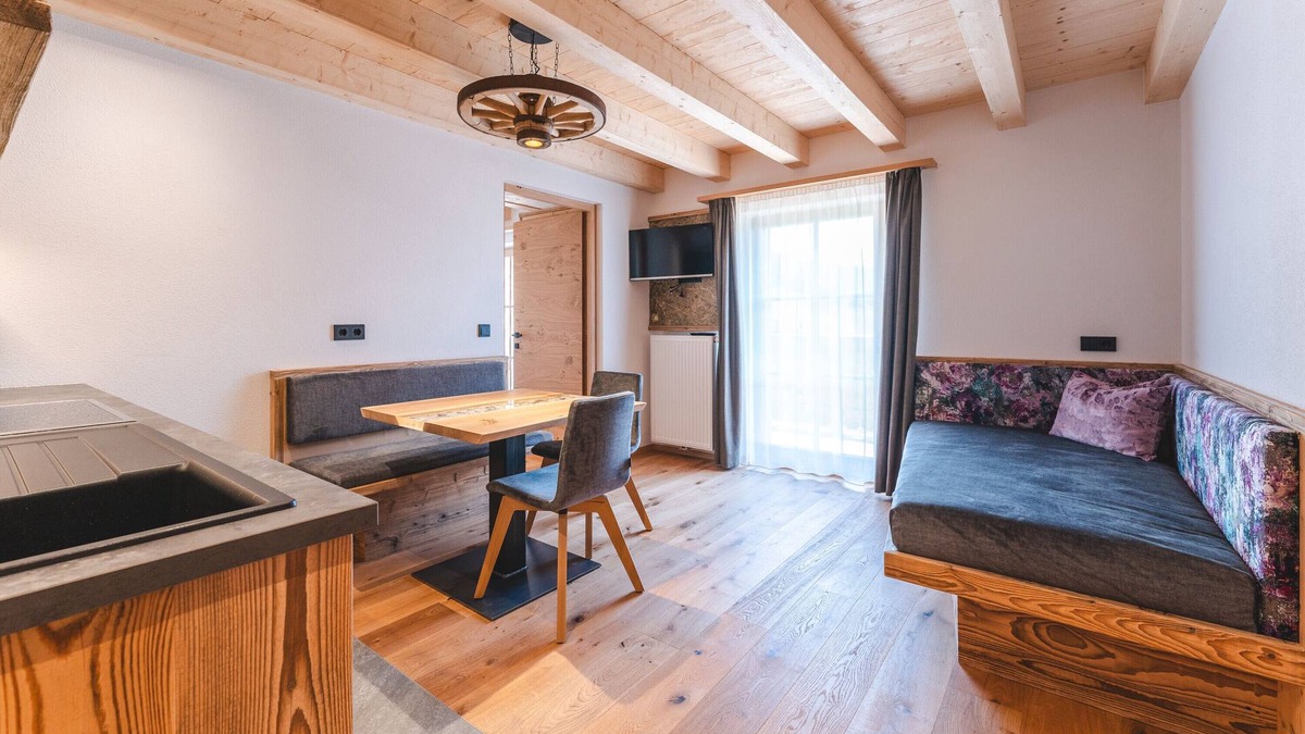 Sesto Apartment | Apartment 'Wiese' with Mountain View, Private Terrace and Wi-Fi