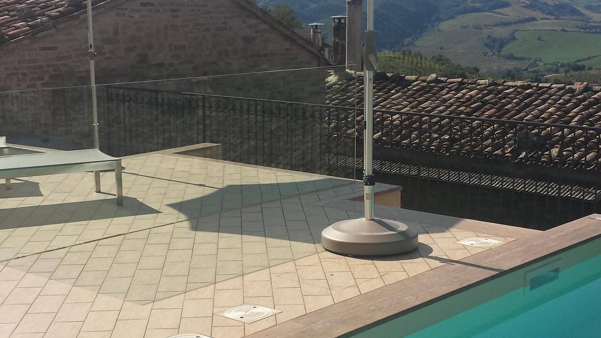 Montelparo Apartment | Apartment with a fantastic view in the historic town center