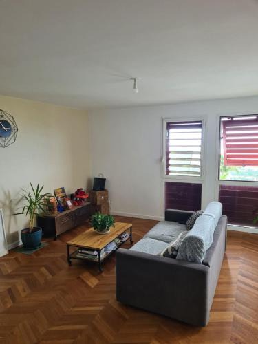 Centre Ville Apartment | Apartment with a sea view