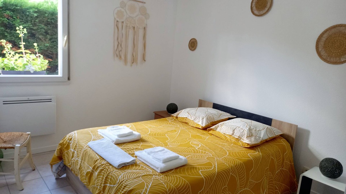 Lavaur Apartment | Apartment with garden