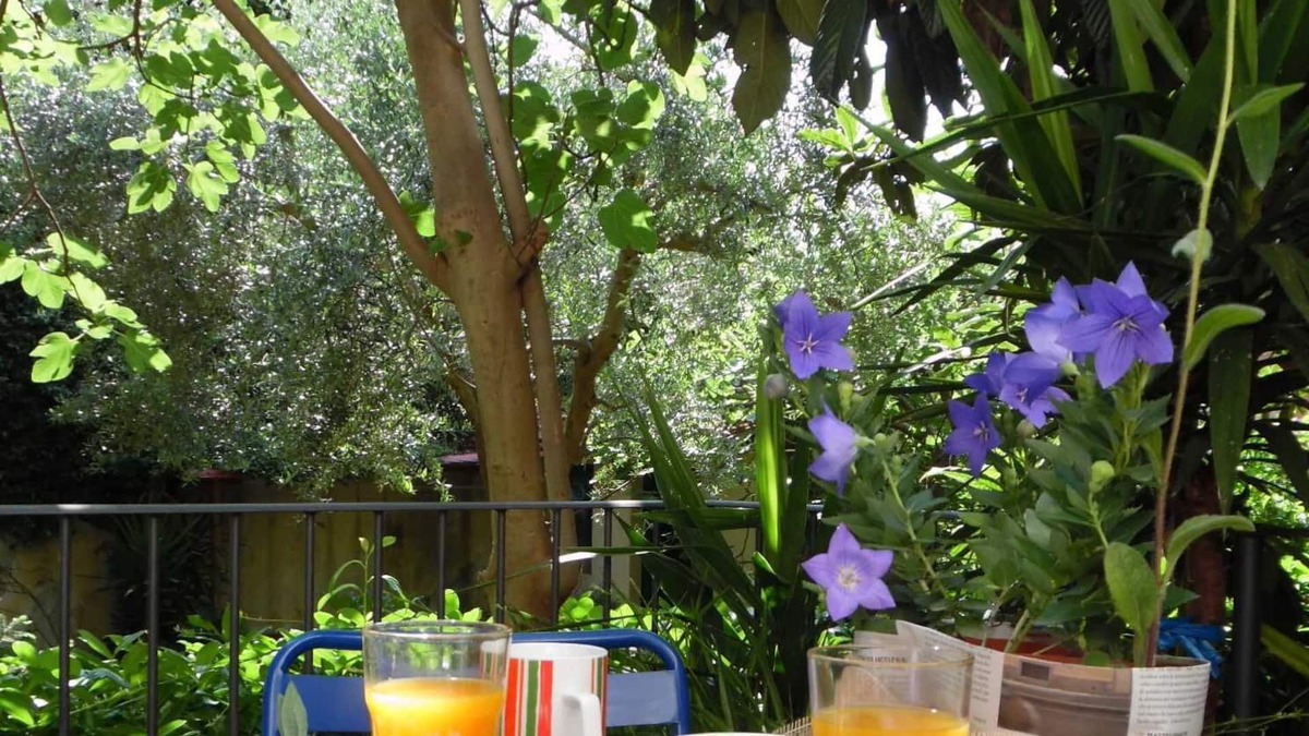 Isolotto Apartment | Apartment with garden near the historic center
