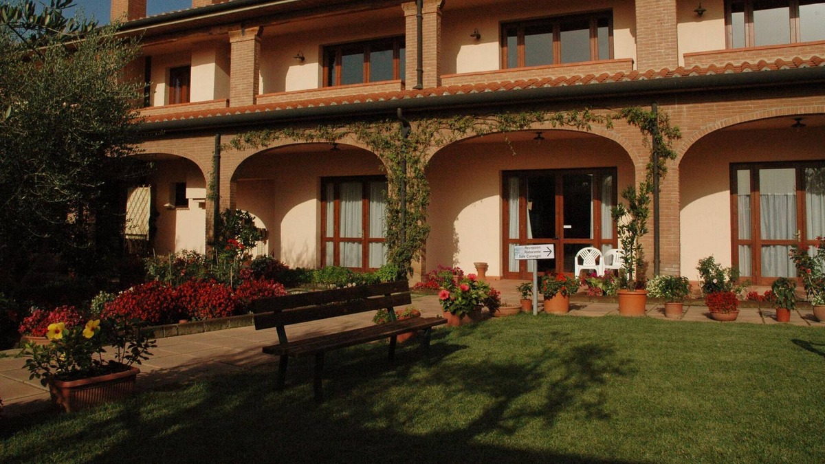 Riotorto Apartment | Apartment with pool in Vignale Riototo