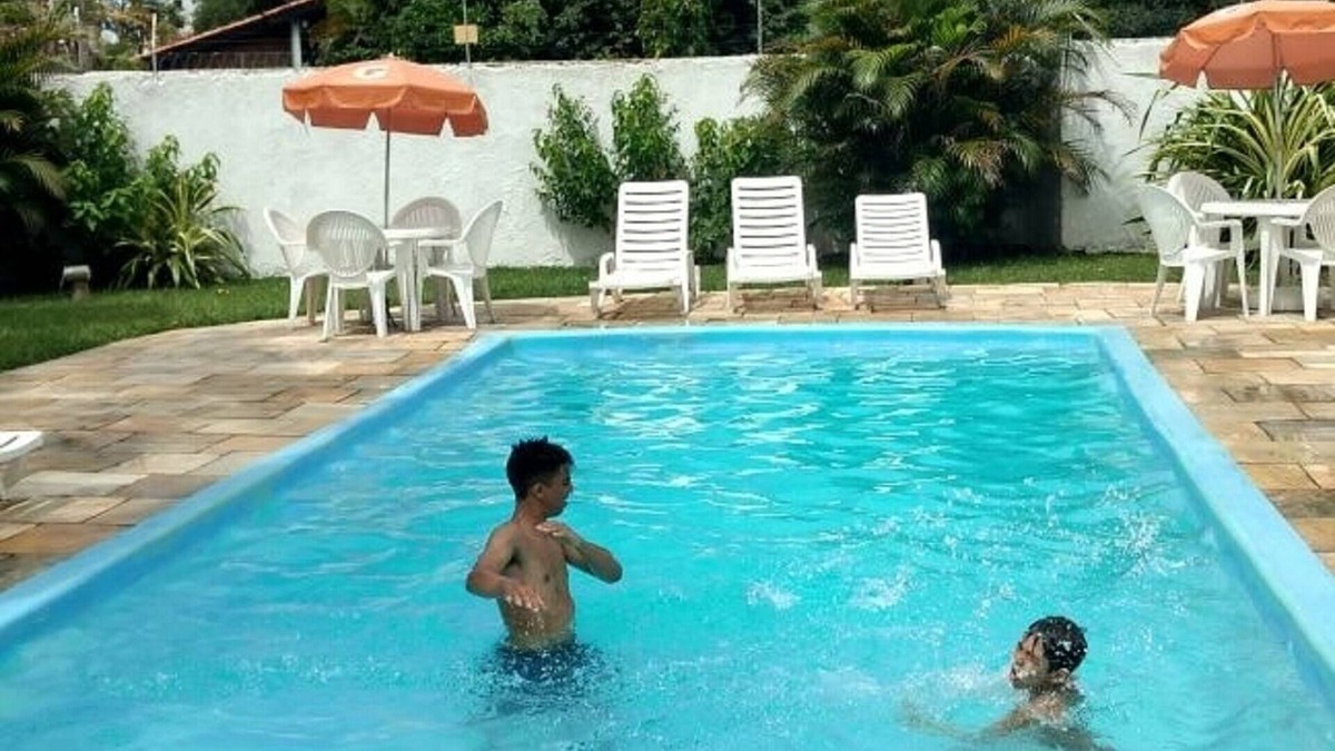 Parque Enseada Apartment | Apartment with leisure, pool and barbecue accommodates up to 6 people!