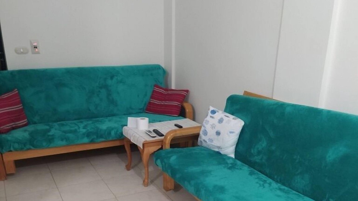 Hurghada Apartment | Apartment with patio