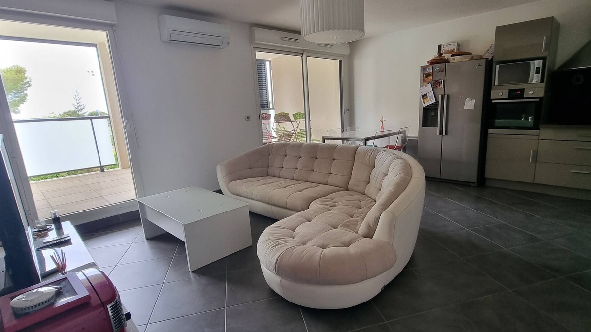 Le Cres Apartment | Apartment with pool 10 minutes from the beach