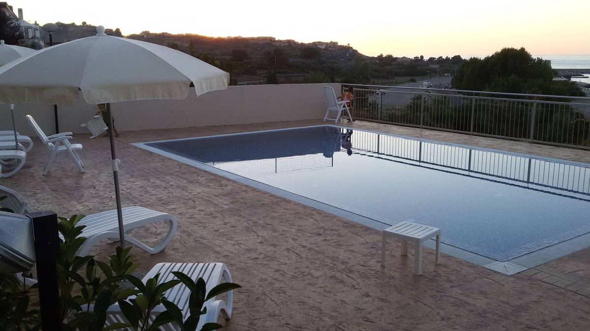 Localita Piana di Vadi Apartment | APARTMENT WITH POOL A 50 METERS FROM THE SEA