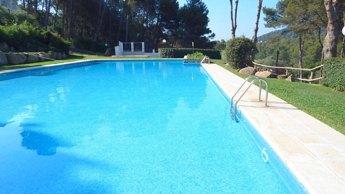 Tamariu Apartment | Apartment with pool on the beach of Tamariu