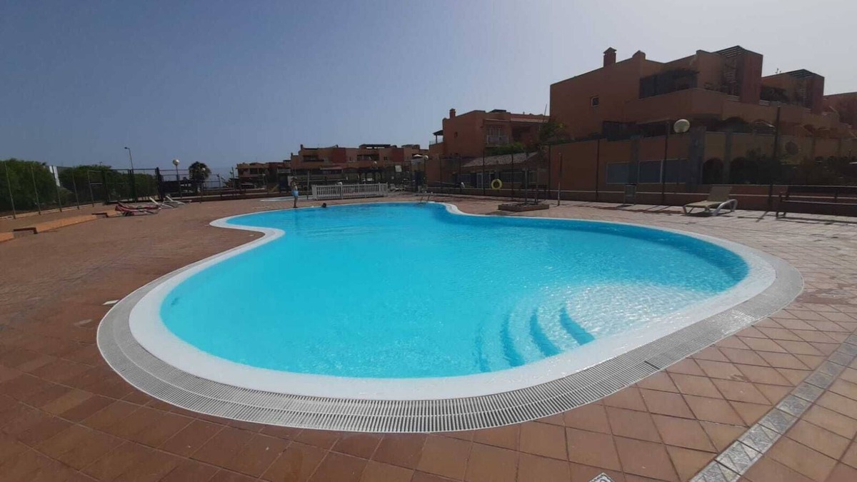 Geafond Apartment | Apartment with private terrace and sea view
